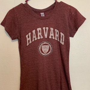 Harvard t-shirt